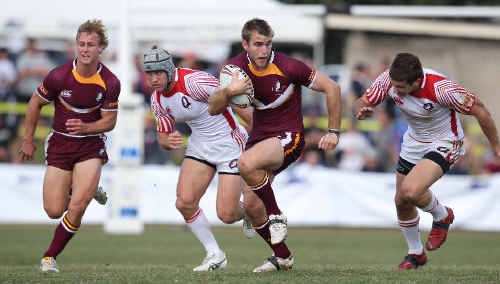 Rewarded: Workaholic forward Ryan Simpkins slices through the City defence during Country’s 20-12 victory. Rewarded: Workaholic forward Ryan Simpkins slices through the City defence during Country’s 20-12 victory.
